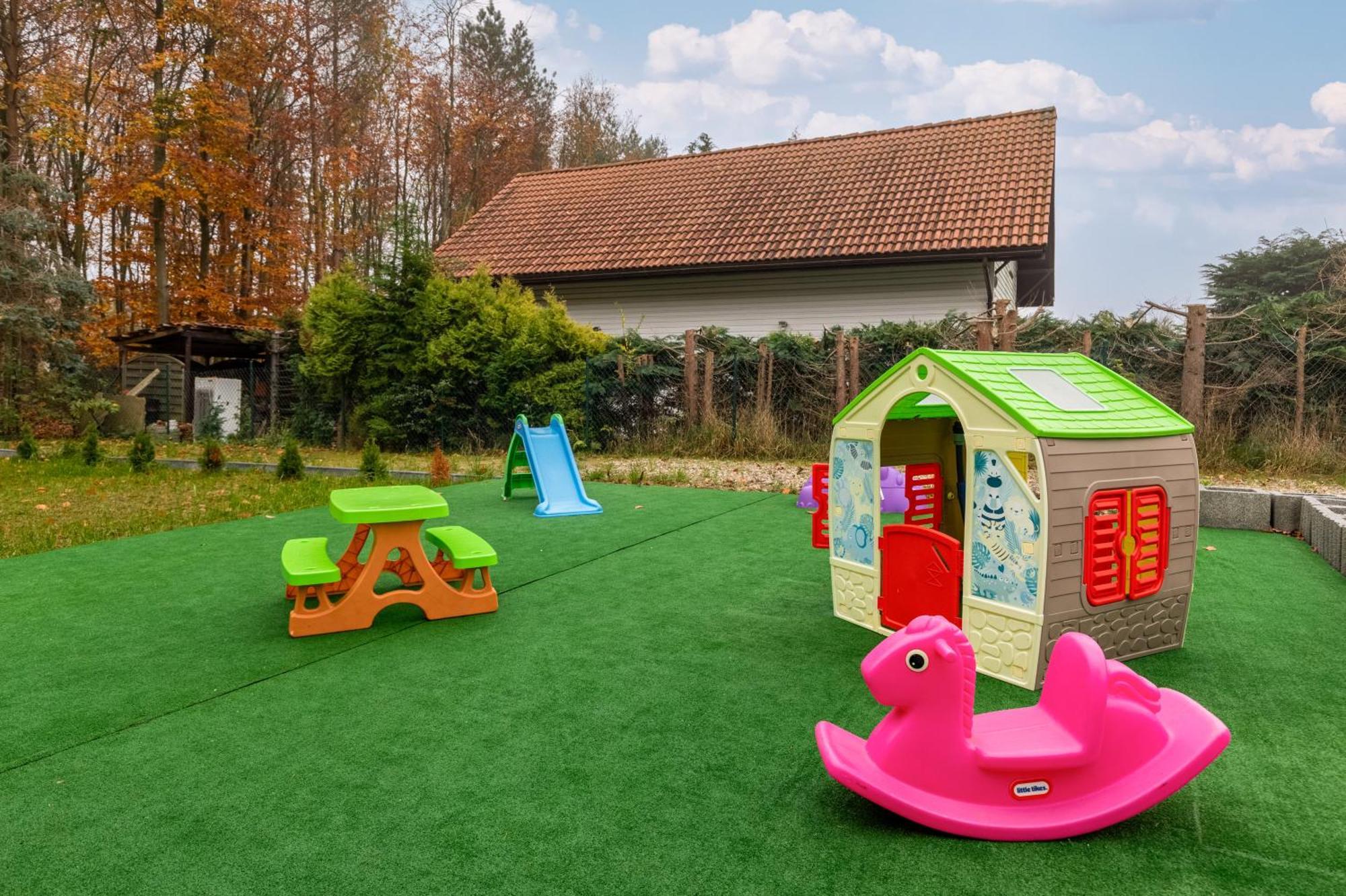 Dom Ostoya Wrzosowo - Ogrod, Plac Zabaw & Klimatyzacja By Renters Holiday home