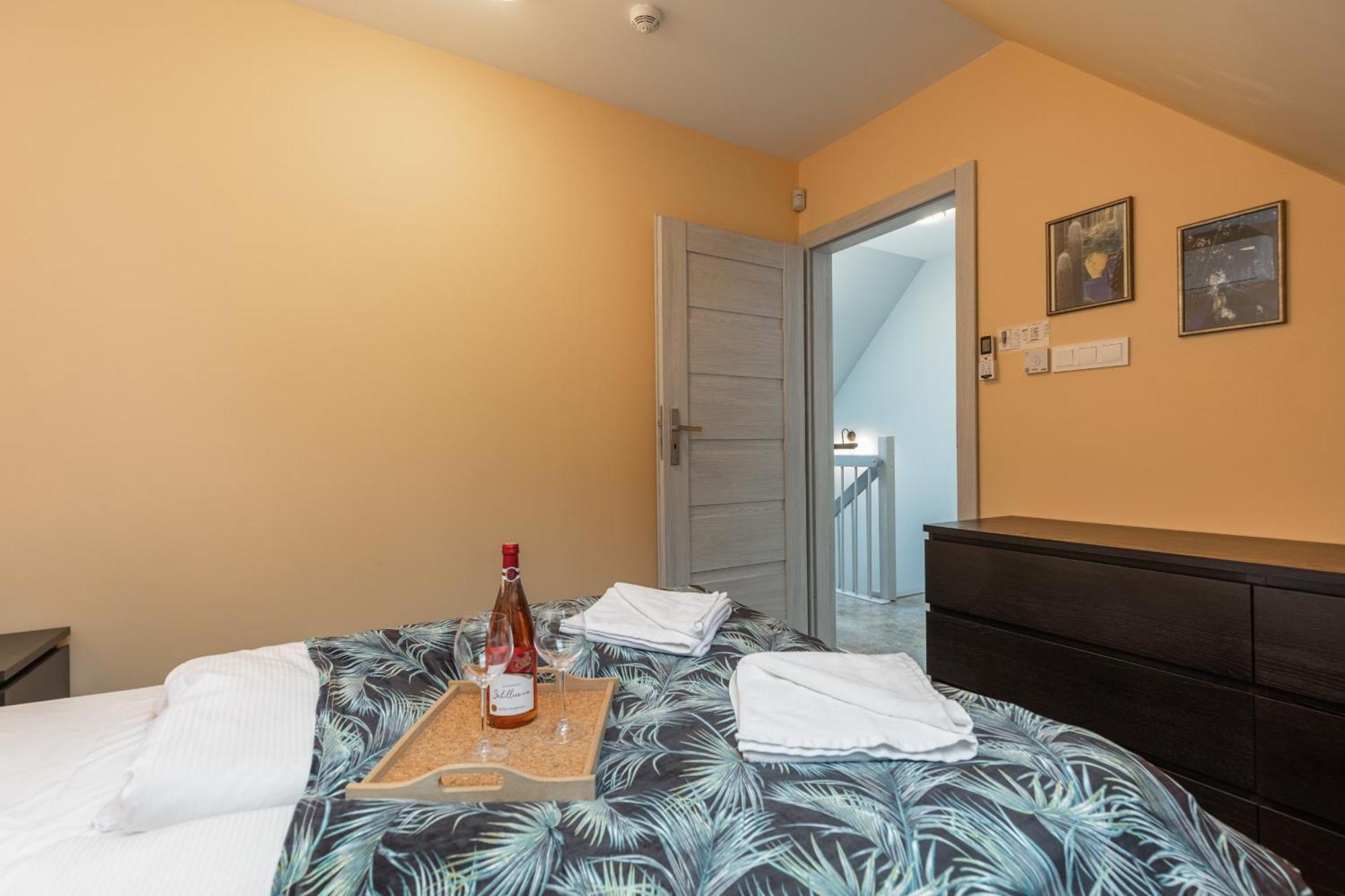 Holiday home Dom Ostoya Wrzosowo - Ogrod, Plac Zabaw & Klimatyzacja By Renters