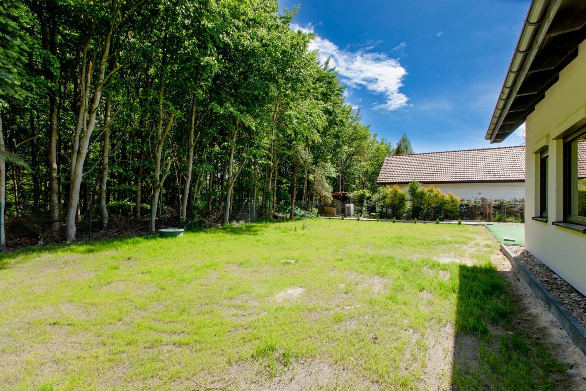 Holiday home Dom Ostoya Wrzosowo - Ogrod, Plac Zabaw & Klimatyzacja By Renters Radawka
